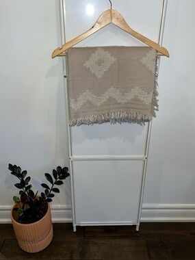 Aritzia Cream Wool Blanket Scarf